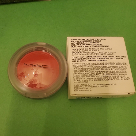 MAC Glow Play Cushiony Blush HEAT INDEX. BNIB - Picture 8 of 8